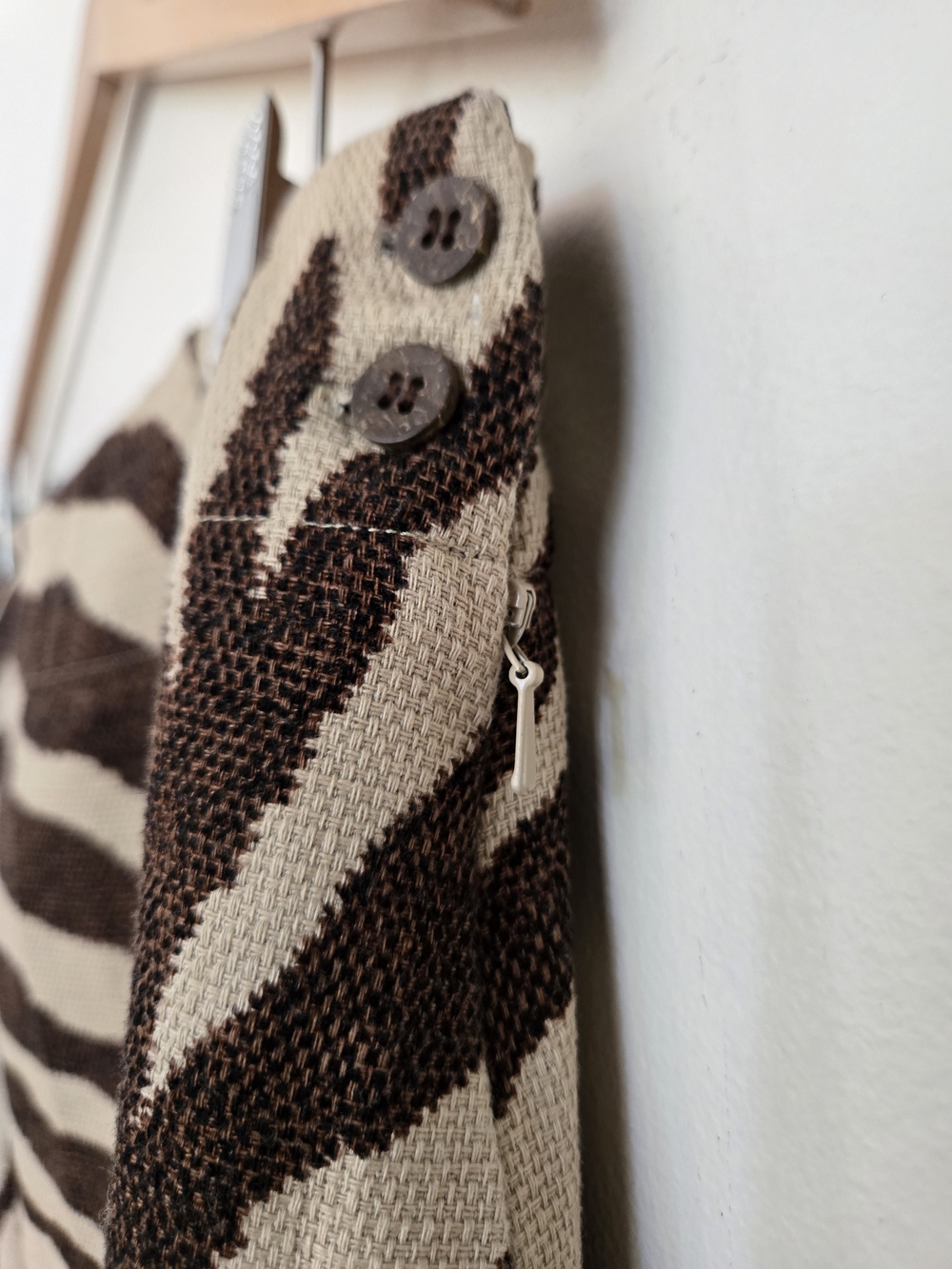 Liz Claiborne Zebra-Print Pencil Skirt in Brown and Cream - Picture 3 of 5